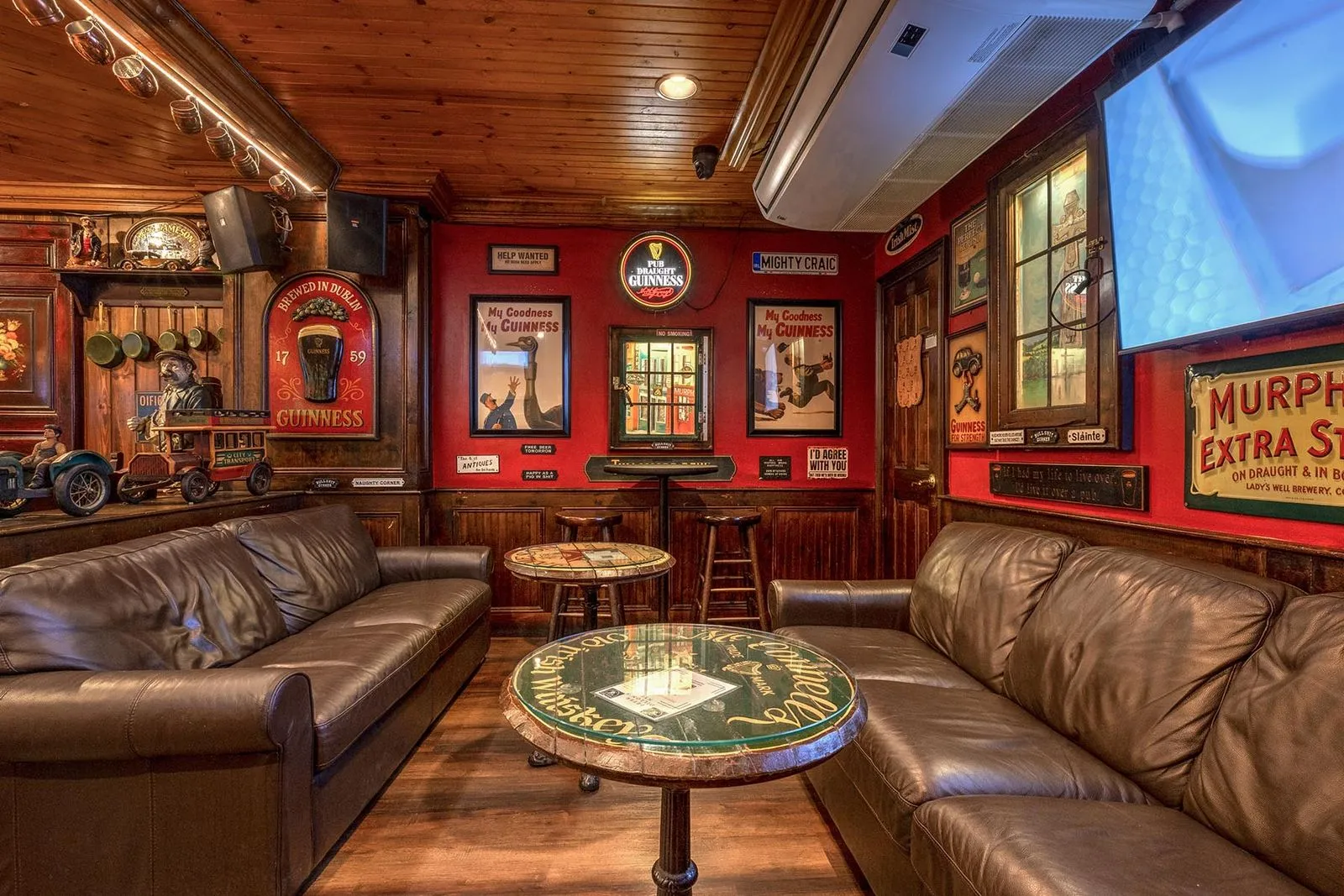 Bar photo 1